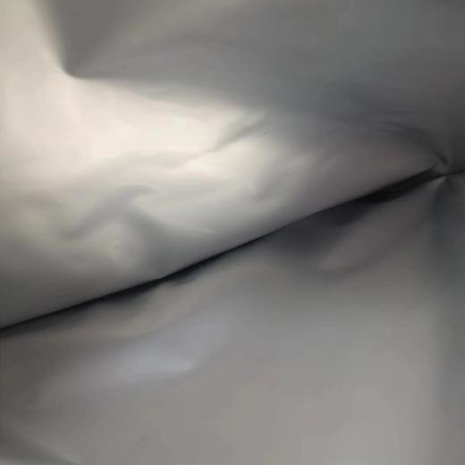 top zipper and sealed
