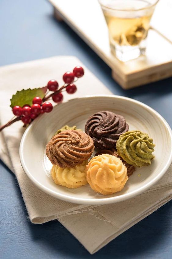 Chocolate Pretzel Cookies